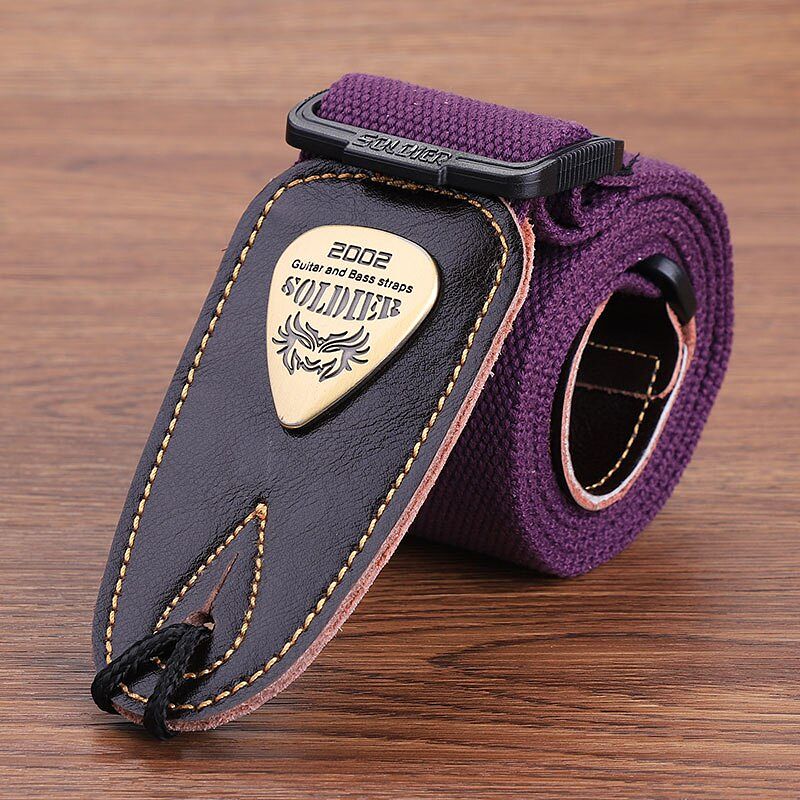 Klassischer elektrischer Gitarrengurt in Violett mit Lederkopf