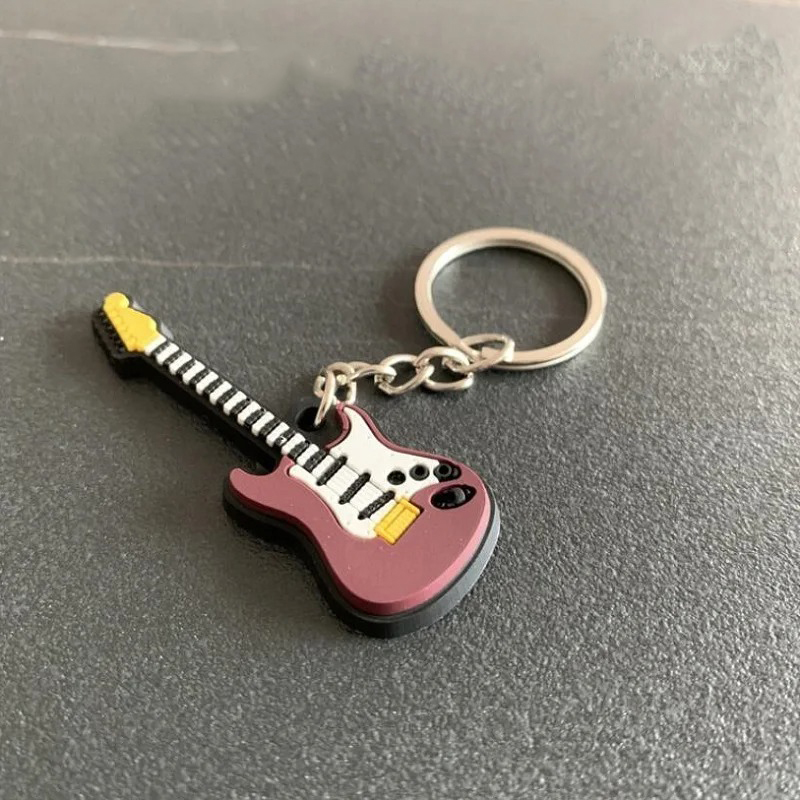 Elektrischer und akustischer Gitarren-Schlüsselanhänger aus weichem Gummi, Modell 2