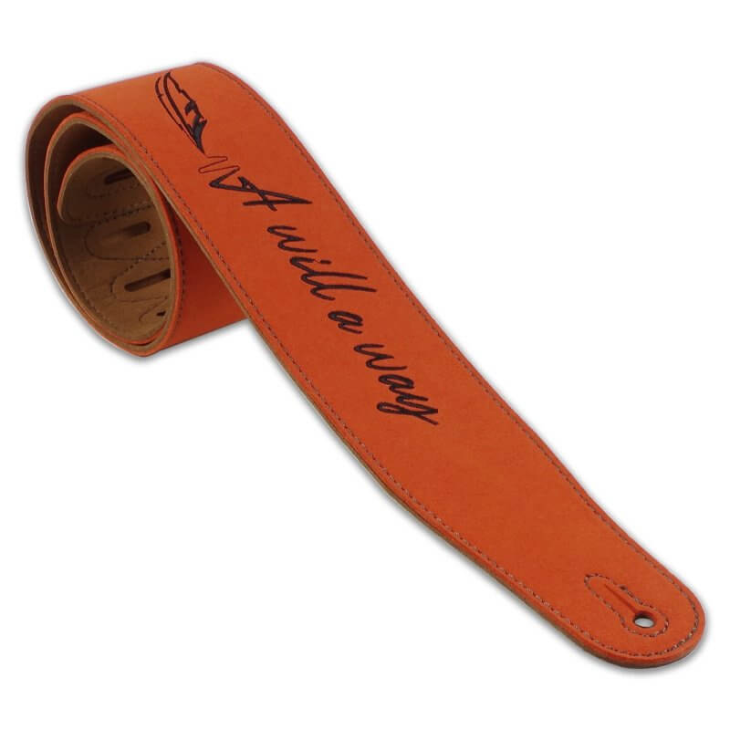 Details Leder Gitarrengurt für Rocker mit der Aufschrift A Will A Way