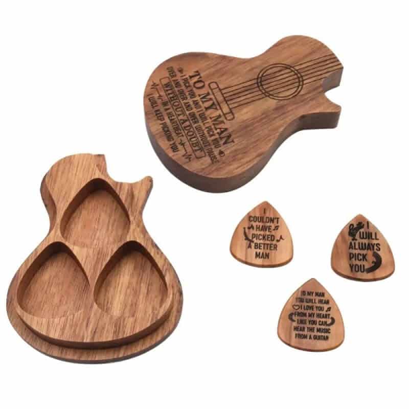 Geschenkset Plektren und geschnitzte Holz-Plektrenbox