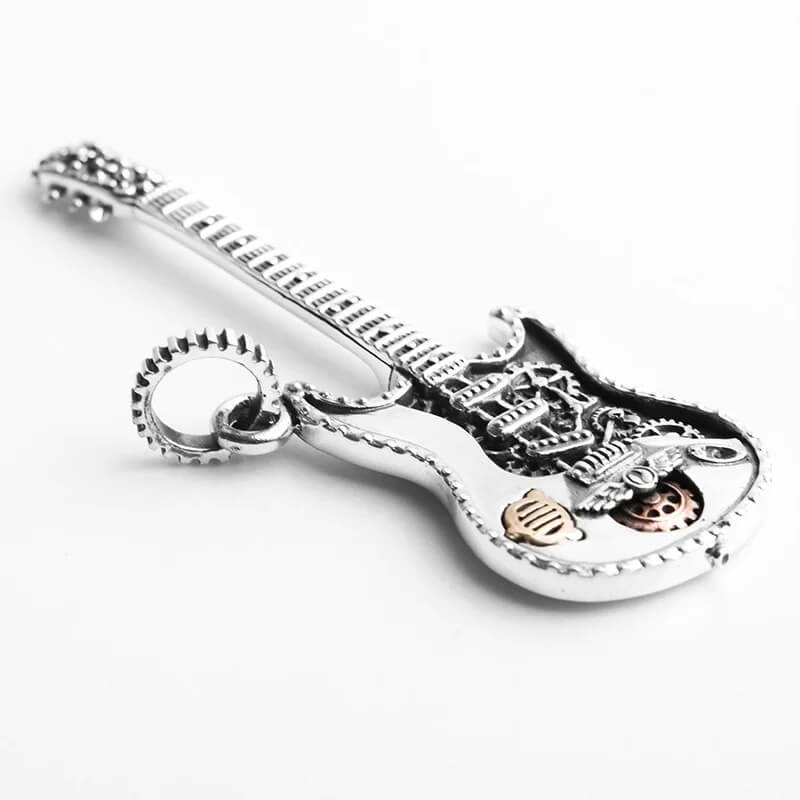 Detailansicht Anhänger Rock Gitarre aus Echtem 925er Silber