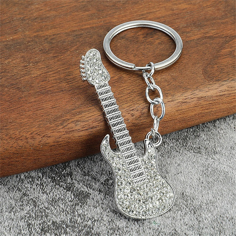 Elektrische Gitarren Schlüsselanhänger mit Strass, erhältlich in 6 Farben - Farbe Weiß