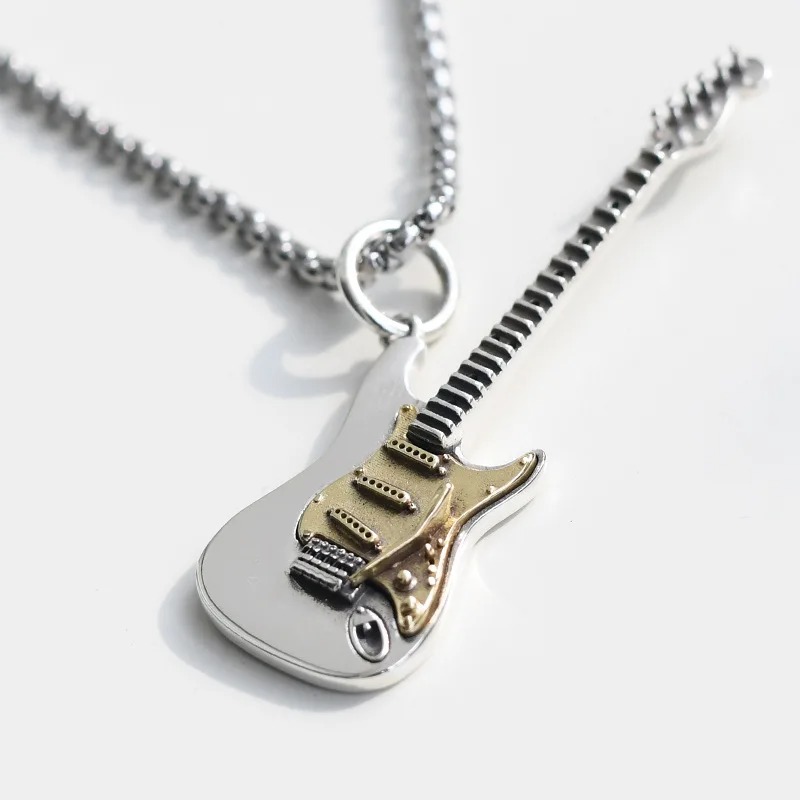 Details zum Anhänger Elektrische Gitarre in Silber und Gold
