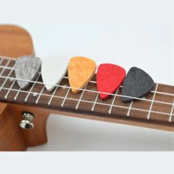 Set von 4 bunten, weichen Filz-Plektren für Ukulele