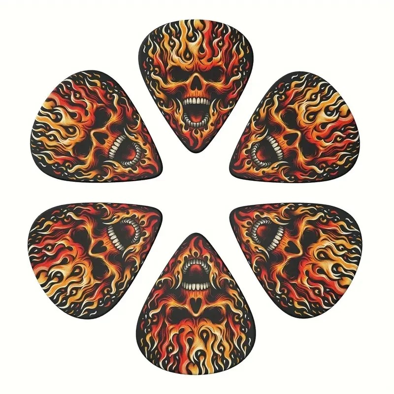 Details zum Set von 6 Heavy-Metal-Plektren mit Totenkopf - 3 Größen mit inbegriffenem Plektrenhalter