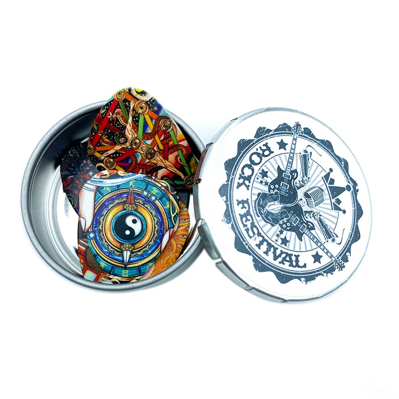 Set von Gothic Dark 0.71mm Plektren - mit Metallbox!