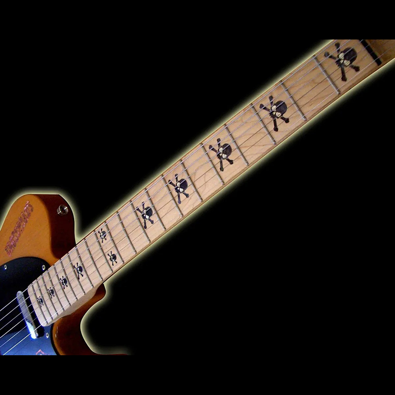 Fretboard-Markierungen mit Totenkopf-Muster