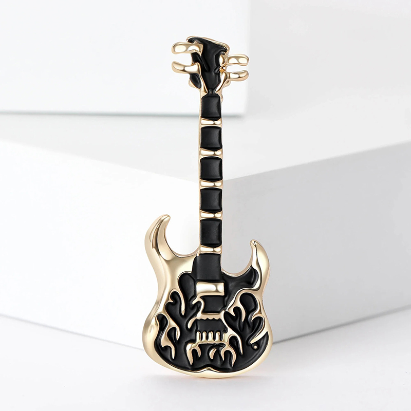 Goldfarbene Heavy-Metal-Gitarren-Pins