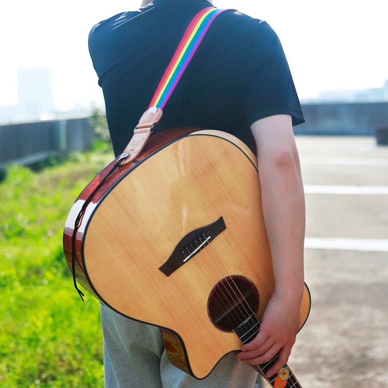 Ansicht der Regenbogen-Gitarrengurt