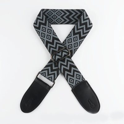Klassischer Gitarrengurt mit schwarzem, tribal-zigzag-Muster