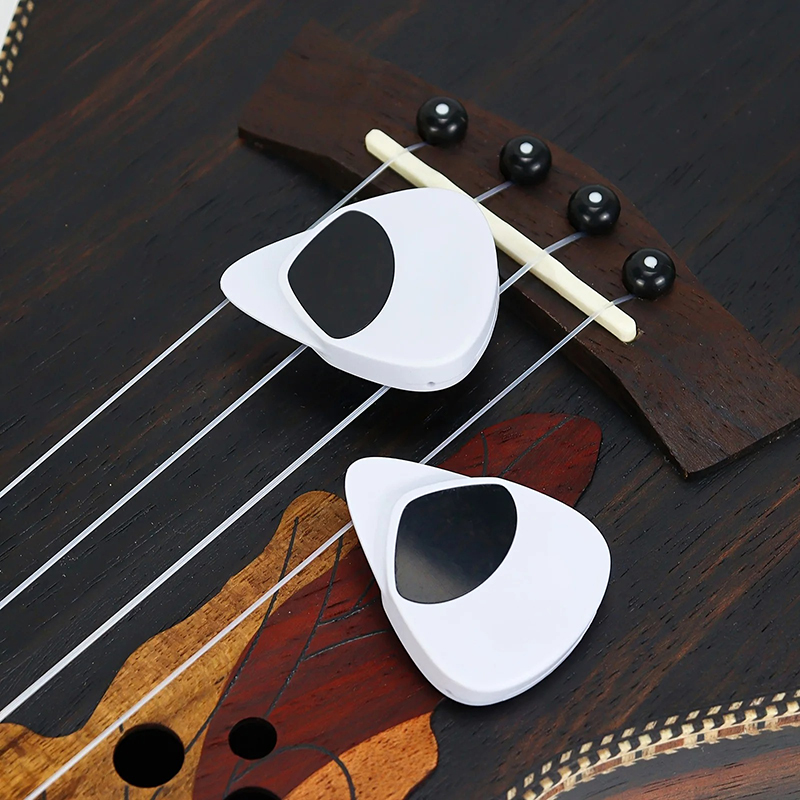 Rückansicht 2-in-1 Plektrum-Stimmgerät - 12-Ton-Temperament-Stimmgerät für Gitarre & Ukulele