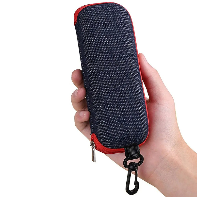 Avant Hartes Etui für Kazoo - Stoßfeste Tragetasche mit Karabinerhaken in Farbe