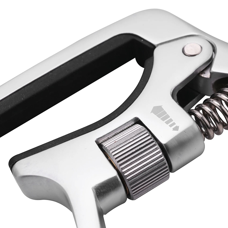 Detaillierte Ansicht des Gitarrenkapodasters Modell Trigger Pro - Verstellbare Spannung!