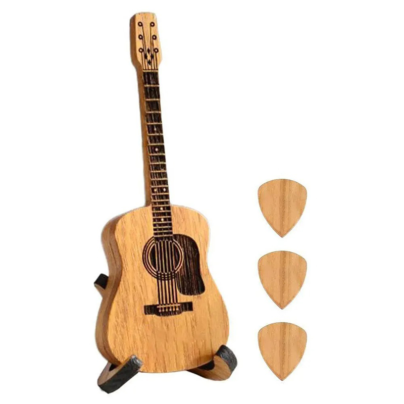 Schachtel mit Plektren für Akustikgitarre - aus Holz, Herz des Luthiers