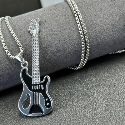 Details zum Prachtvollen Shred Gitarrenhalskette