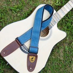 Dunkelblaues Denim-Akustikgitarrenband