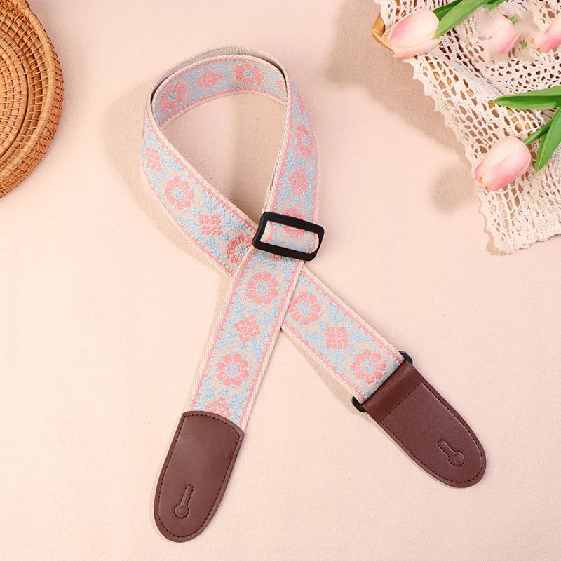 Vintage Gitarrengurt mit Pastellblumen in Blau und Rosa