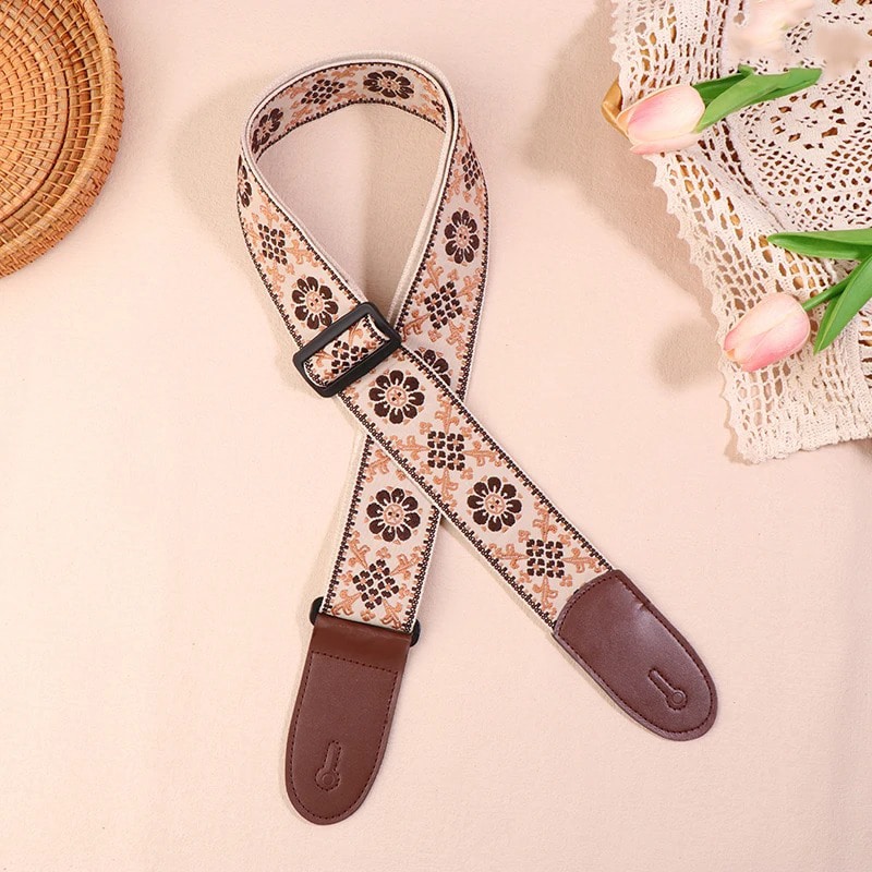 Vintage Gitarrengurt mit Retro Blumen in Kaffee und Creme Farben