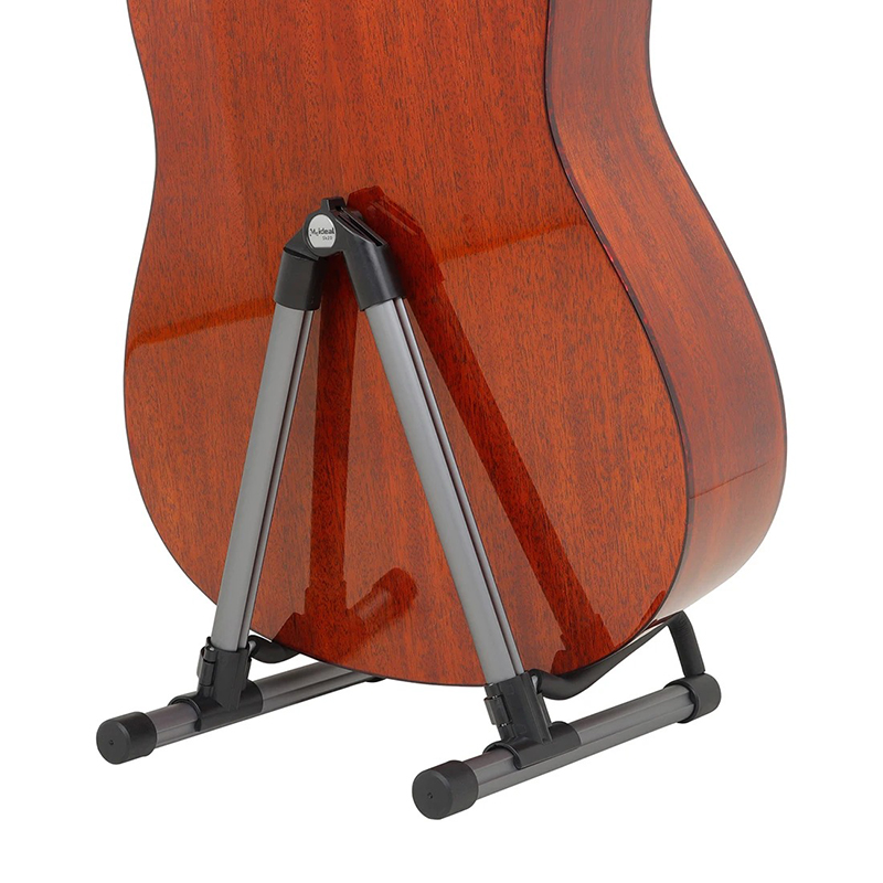 Gitarrenständer mit rutschfestem Haken