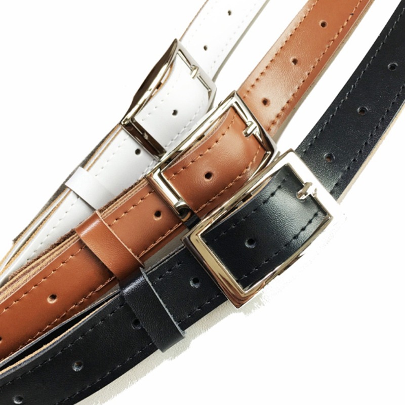 Sangle de mandoline en cuir et en métal réglable vue boucle